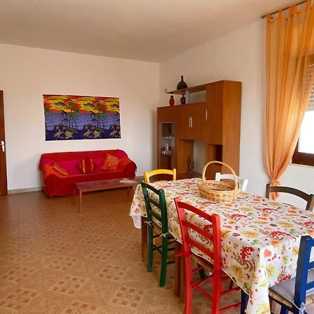 I Fenicotteri - Appartamenti Sul Mare Calasetta Exteriér fotografie