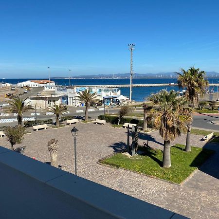 I Fenicotteri - Appartamenti Sul Mare Calasetta Exteriér fotografie