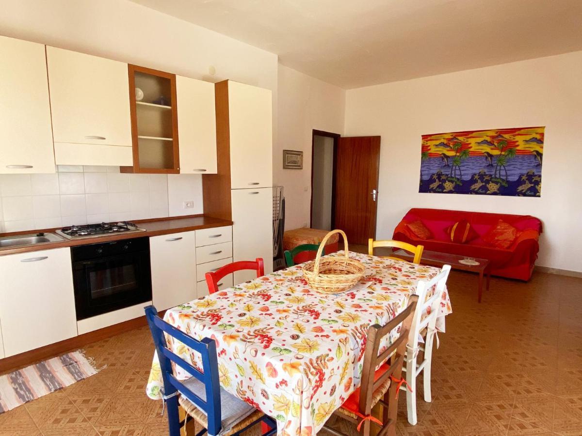I Fenicotteri - Appartamenti Sul Mare Calasetta Exteriér fotografie