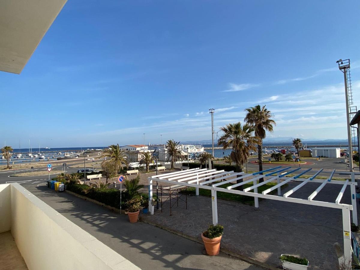 I Fenicotteri - Appartamenti Sul Mare Calasetta Exteriér fotografie