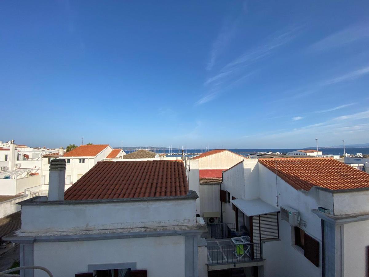 I Fenicotteri - Appartamenti Sul Mare Calasetta Exteriér fotografie