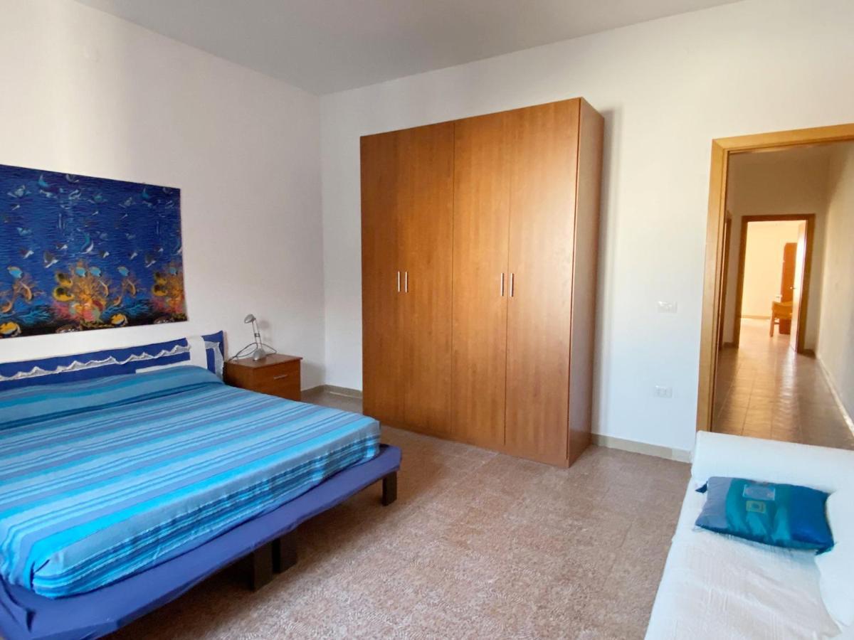 I Fenicotteri - Appartamenti Sul Mare Calasetta Exteriér fotografie