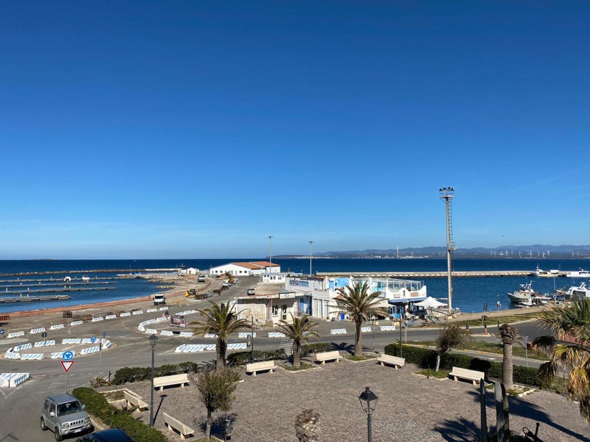 I Fenicotteri - Appartamenti Sul Mare Calasetta Exteriér fotografie